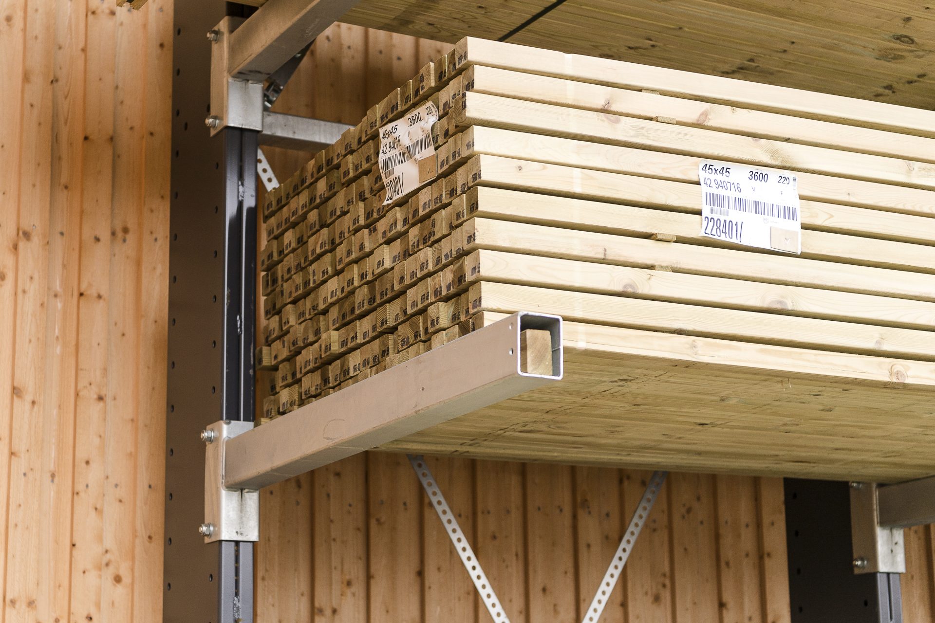 Cantilever racking - EAB